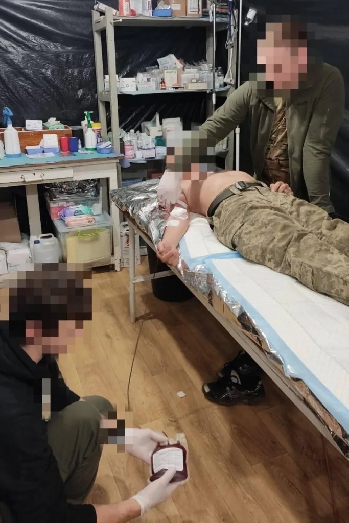 PULSE - utstyr for blodoverføring i felt. Foto: Fritt Ukraina