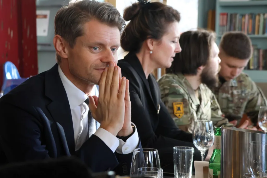 Avtroppende styreleder Peter Frølich. Foto: Lars Bugge Aarset/Fritt Ukraina