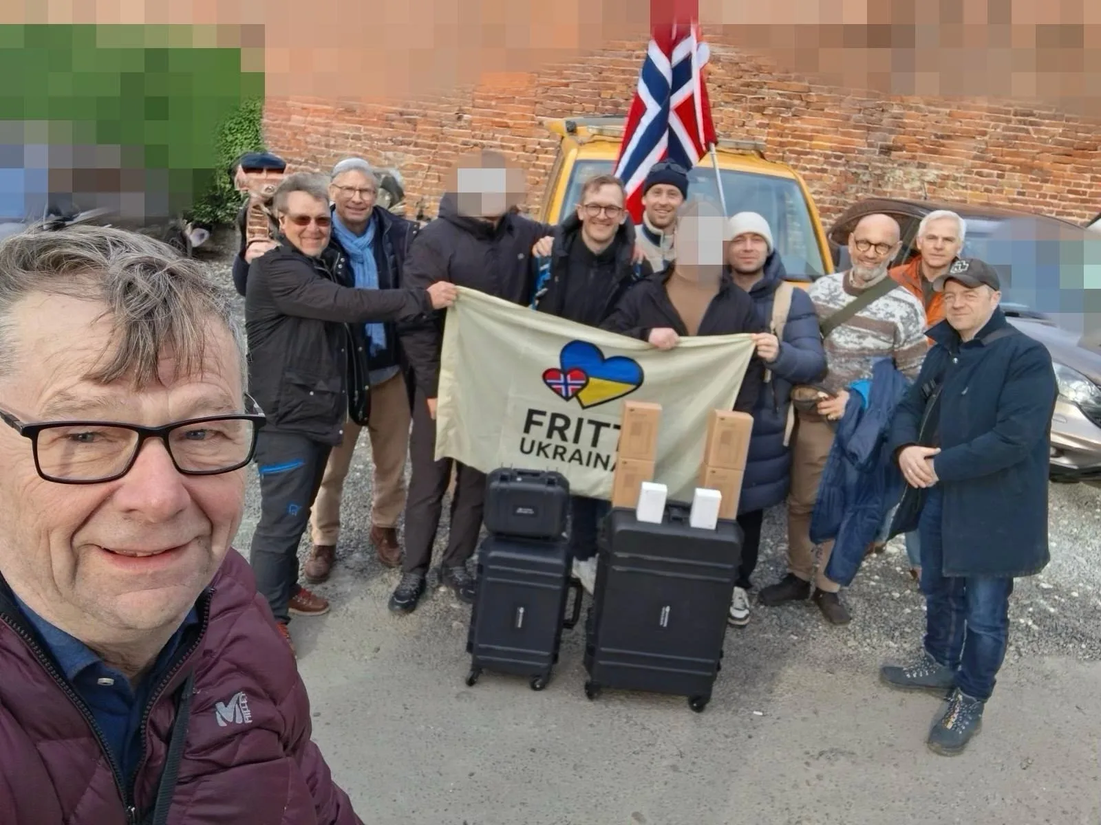 Erland (27) og Mikkel (36) til Ukraina med kjøretøy nummer 1000