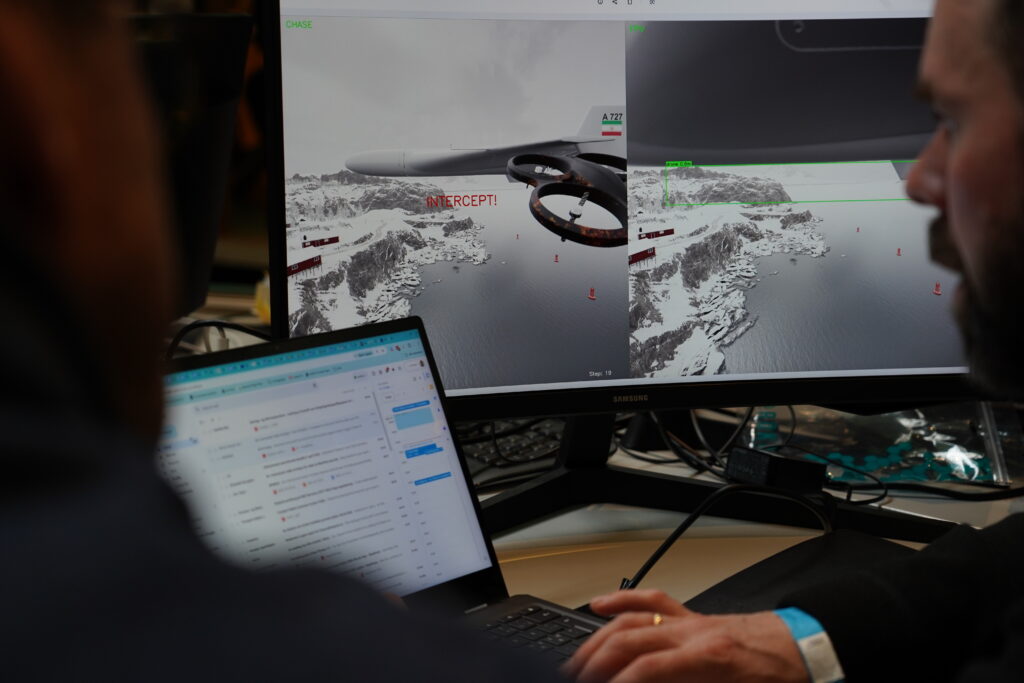 Tiepoint donerer premien til Fritt Ukraina. Foto: Lars Bugge Aarset/Fremtidens Industri